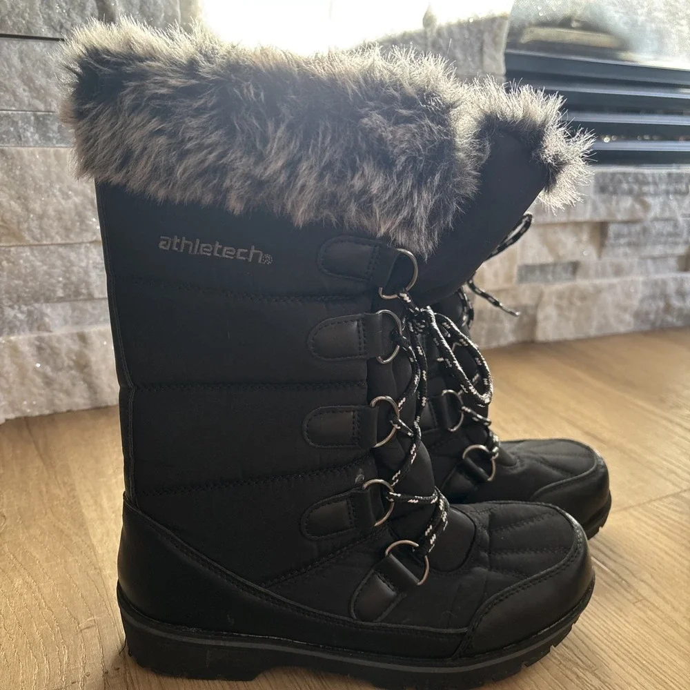 Athletech Snow Boots Size 7 Heavy Duty Boots Faux Fur Collar